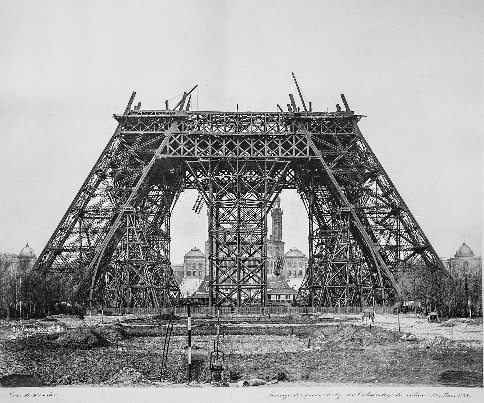 Levage de la Tour Eiffel