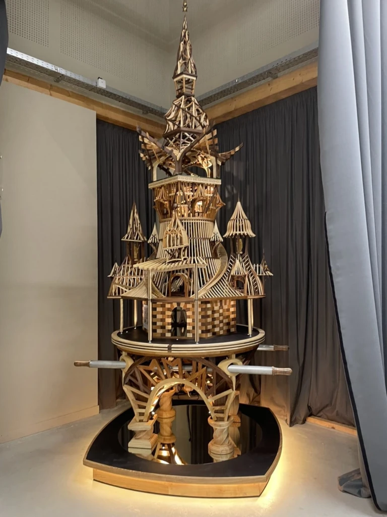 Dévoilement d’un chef d’œuvre monumental lors de la cérémonie du 28 novembre